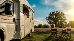 Wohnmobil Familie iStock Antonio Suarez Vega.jpg